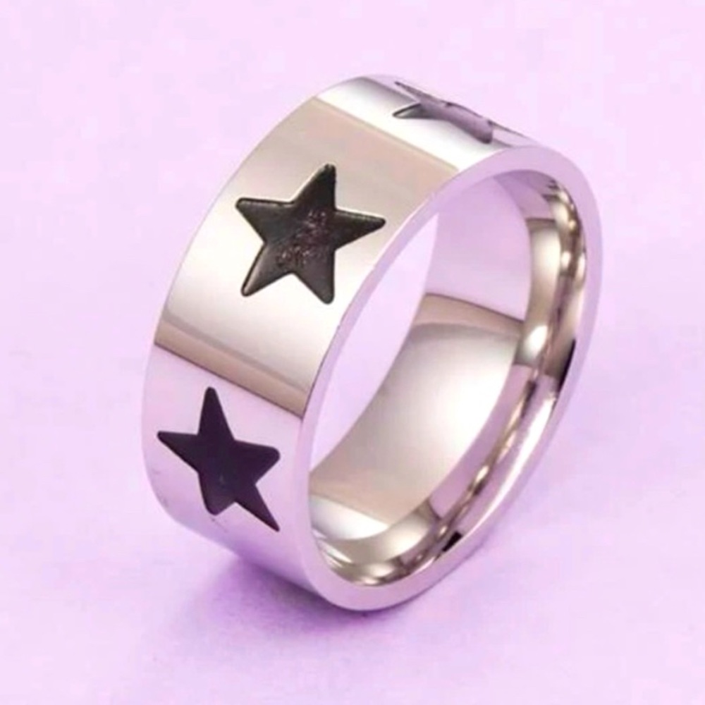 💥NWT💥 Silver Star Ring